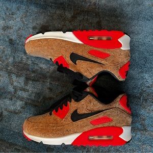 Nike Air Limited Edition Cork -Men’s 7 fits Women 8.5-9